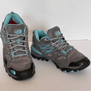 The North Face Women's Gray and Teal Athletic Shoes Gortex VibramSize 6
